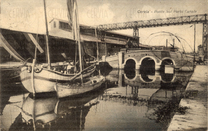 Cervia - Ponte sul Porto Canale