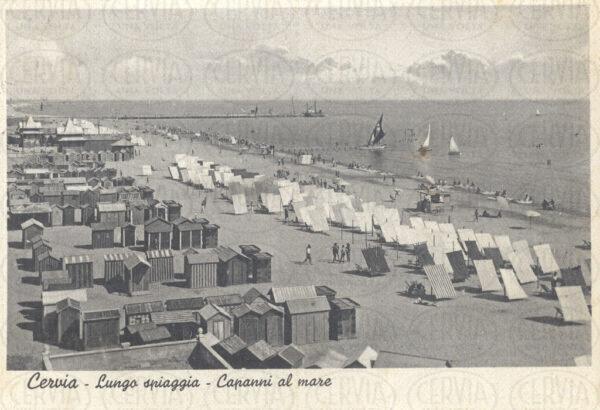 Cervia - Lungo spiaggia - Capanni al mare